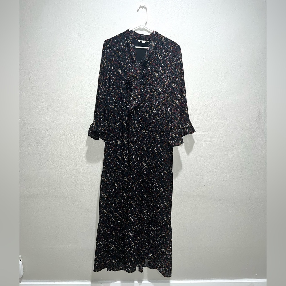 Threads & States Black Floral Long Sleeve Maxi Dress